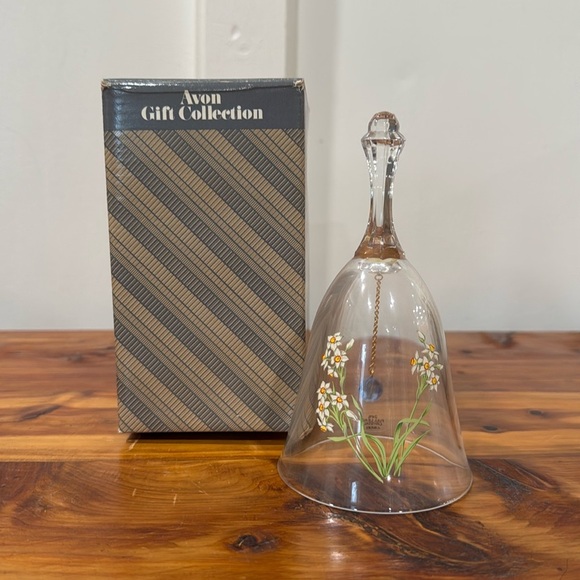 Avon Lead Crystal Birthday Bell December Made in France - Picture 1 of 6